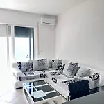 Tini Sea View Sarandë