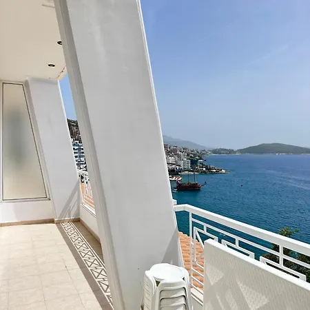 Tini Sea View * Sarandë